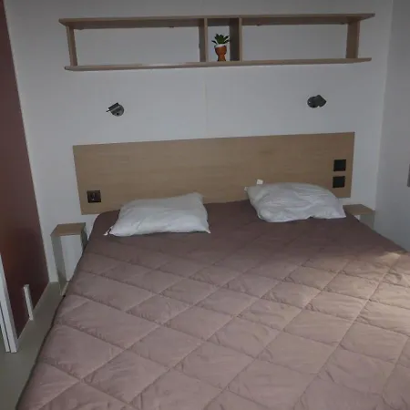 Elegant- Dans Camping 5 Etoiles - Acces Lac -2 Sdb ביסקארוס